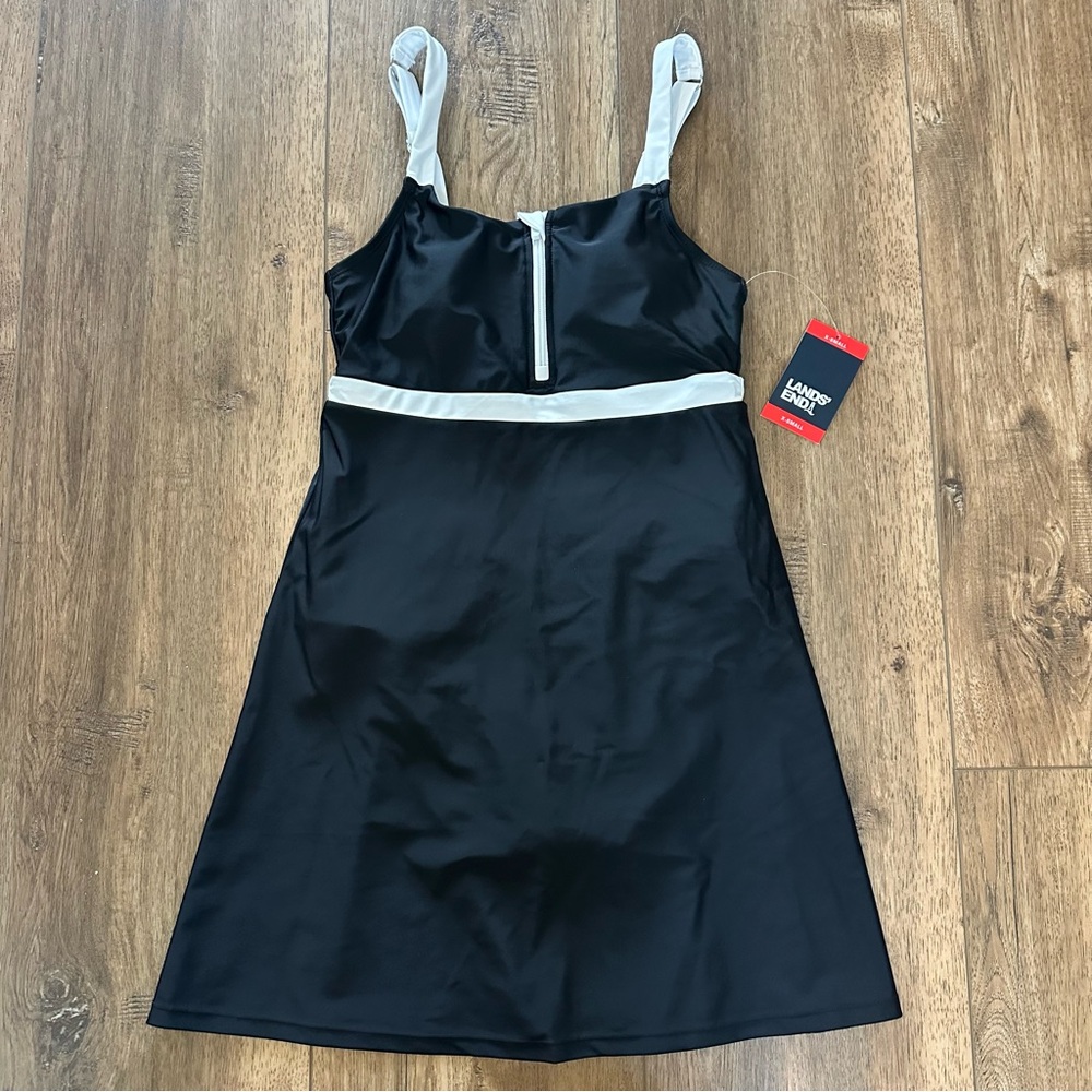 NWT!‎ Land’s End Women's Swim Dress, Black White, Adjustable, Modest, XS 2-4